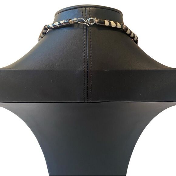 Bone & Ivory Tribal Looking Necklace from Uganda w/Unique & Beautiful Markings. - Picture 4 of 5